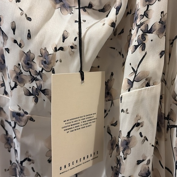 Oh Seven Days - Elegant Floral White maxi Dress - NWT - size 3X - sleeveless - Picture 3 of 9